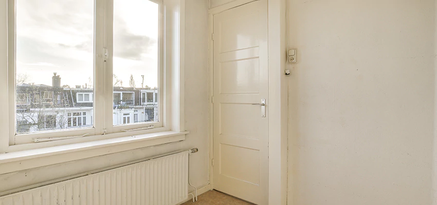 Sliding Window Locks And Security in South Gate, California